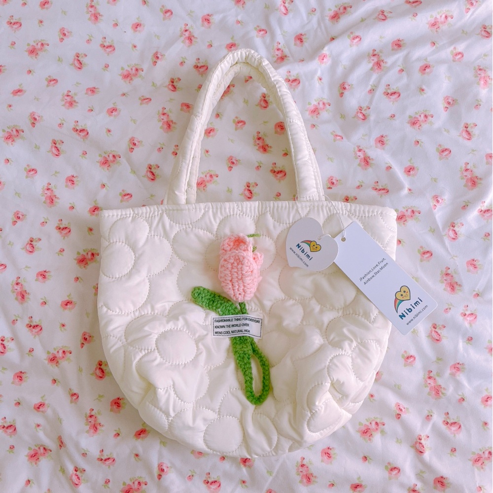 Puffed Quilted Bag with Tulip Flower
